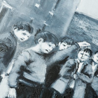 Lot No 77 - A game of conkers (close up 1)