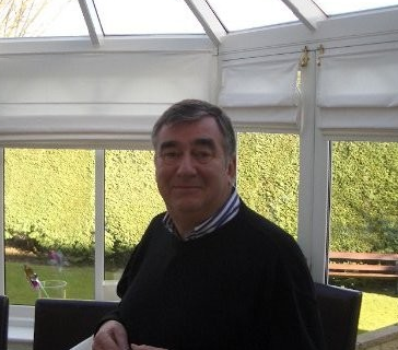 Photo of Heart Research UK Trustee Richard Brown smiling
