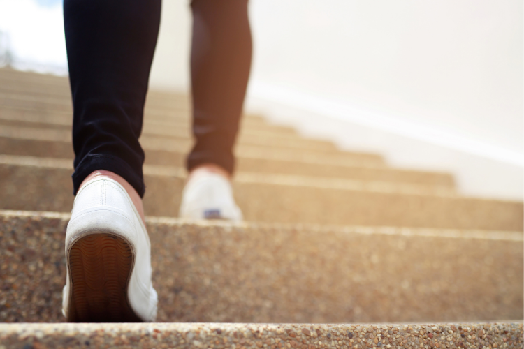 03 feet-walking-up-stairs-outside