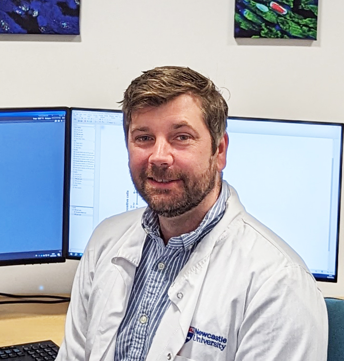 Dr Gavin Richardson