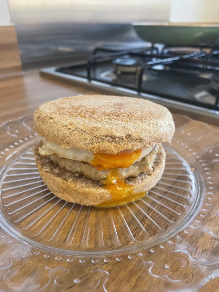 If you’re a fan of a sausage muffin, you’ll want to give this healthier version a try. It’s an easy recipe and you can make the chicken sausage rounds in advance and store them in the fridge