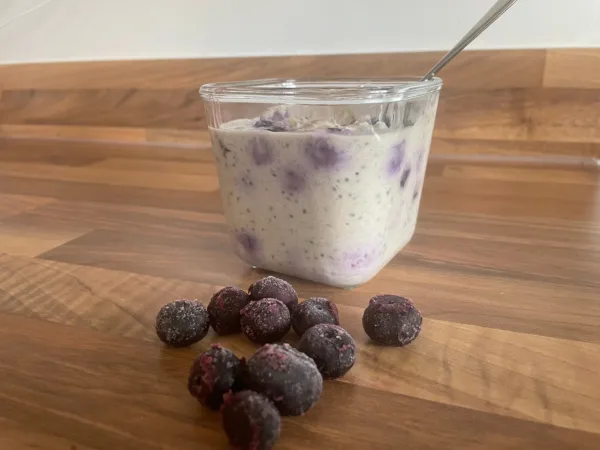 Chia & Blueberry Breakfast Jar