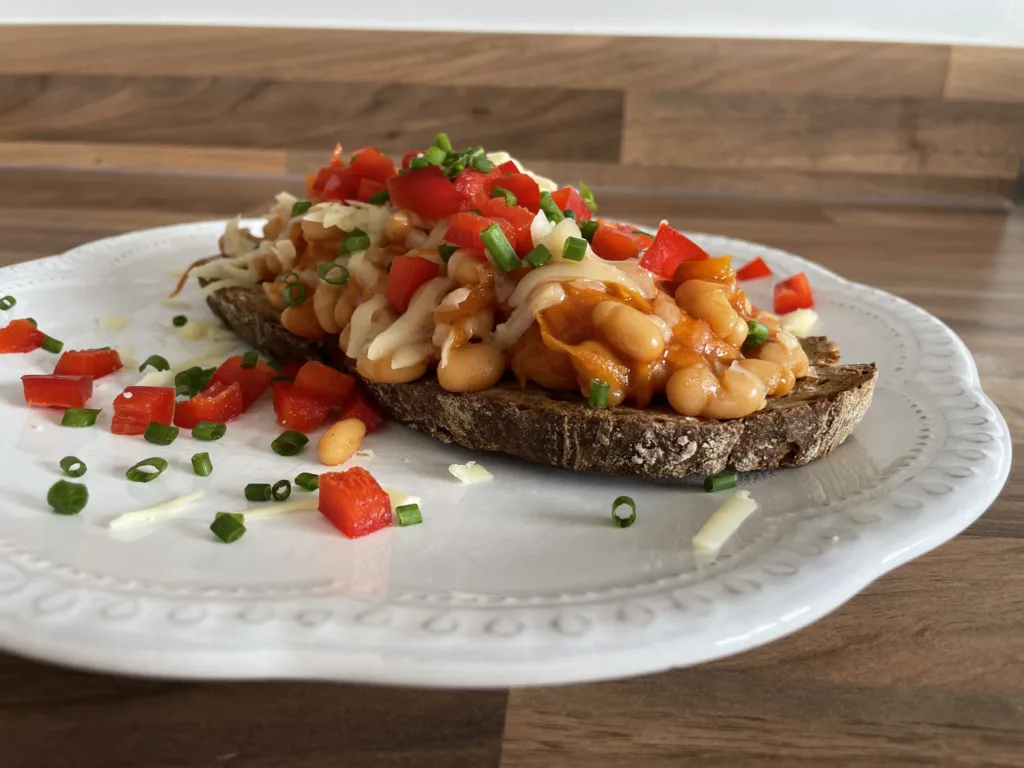 Pumped-up beans on toast