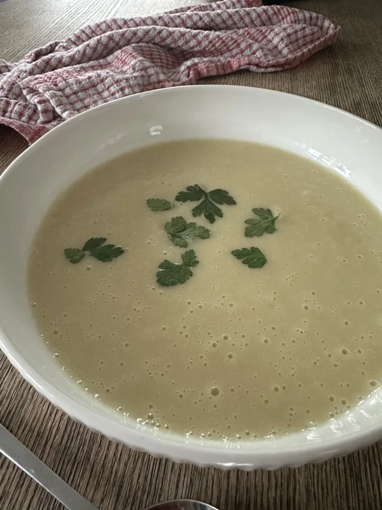 Slow cooker Leek and Potato Soup